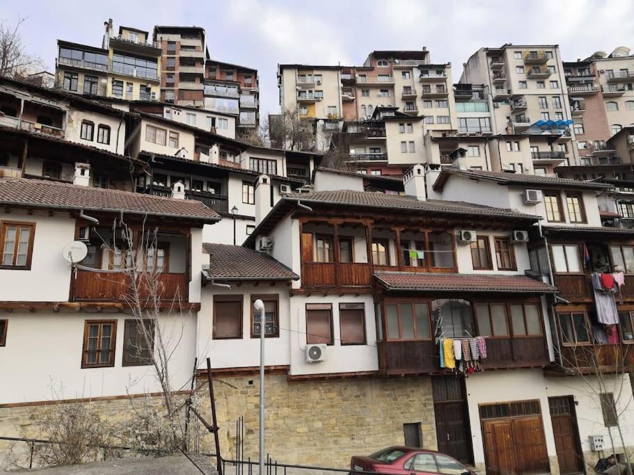 Unique Studio- Great Balcony And View! Parking Possibility! Veliko Tŭrnovo Exterior photo