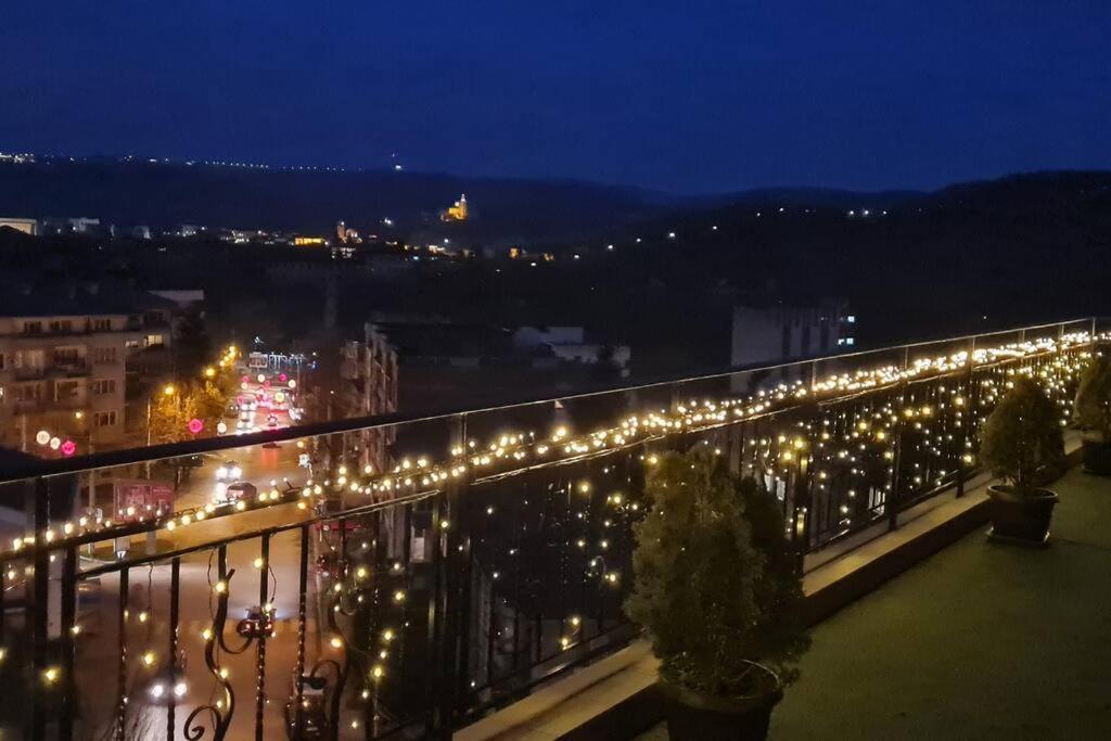 Unique Studio- Great Balcony And View! Parking Possibility! Veliko Tŭrnovo Exterior photo