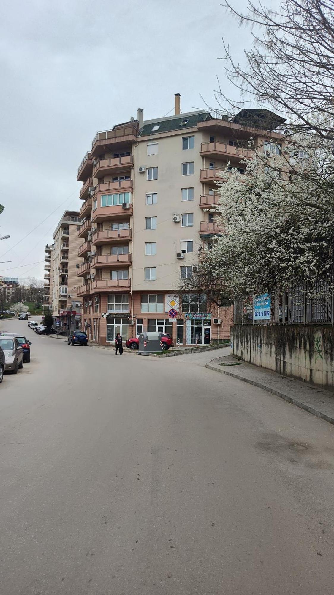 Unique Studio- Great Balcony And View! Parking Possibility! Veliko Tŭrnovo Exterior photo